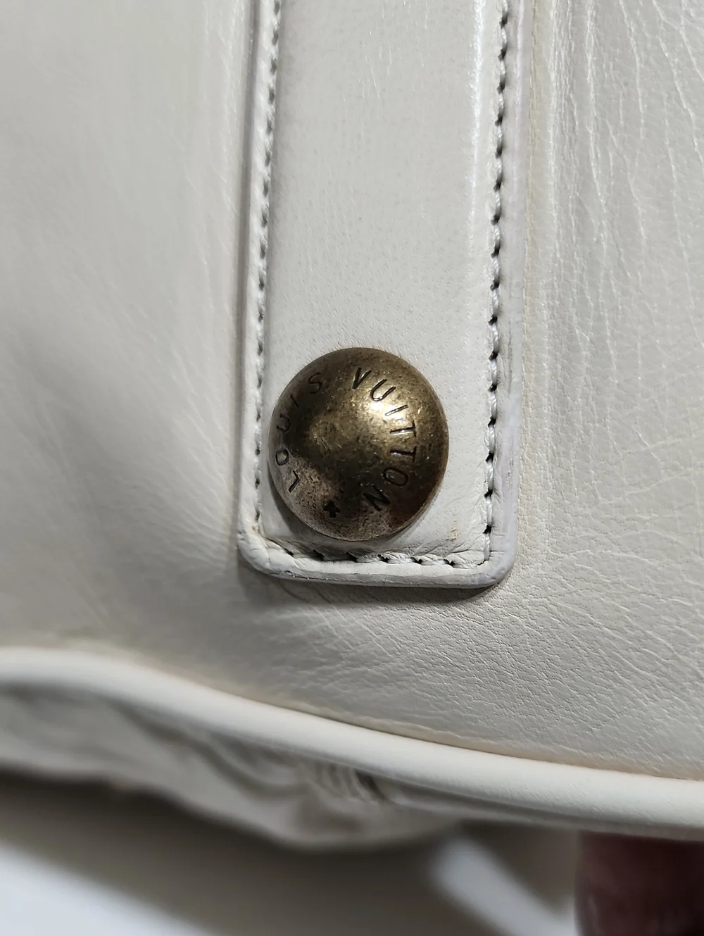 Louis Vuitton Suhali Aged Gold Rivet Hardware Tapioca Y2K Shoulder bag